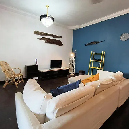 Tg103A Pet Friendly 15Pax, Near Beach Side